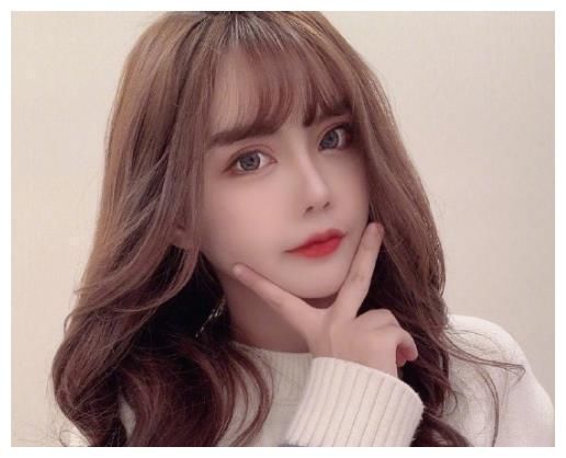 疤痕|韩安冉急于展示整容效果，蓬头垢面疤痕明显，为博关注下了手术就拍视频