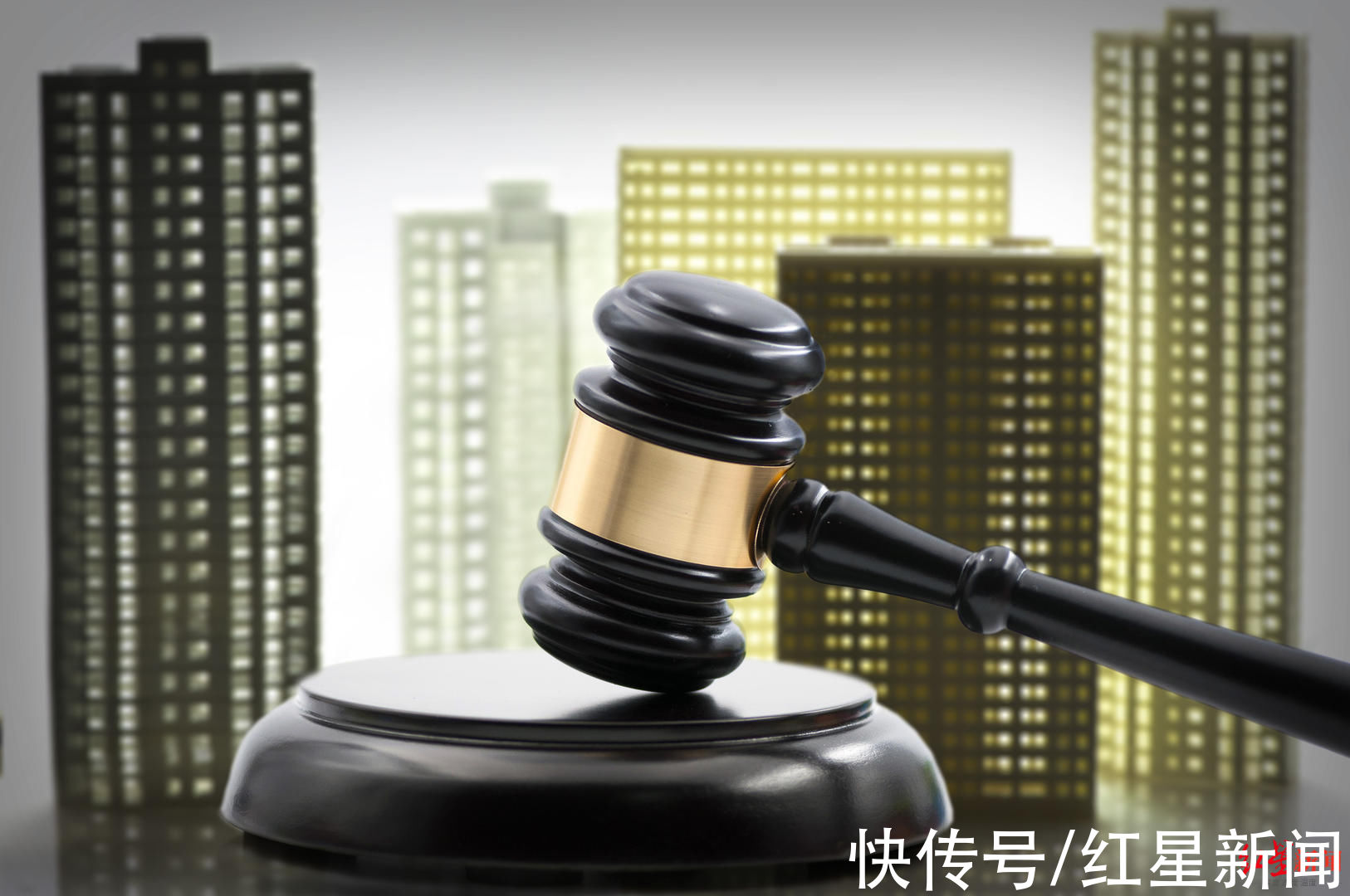 试睡|直播试睡凶宅上热搜，打7折终于卖出去了