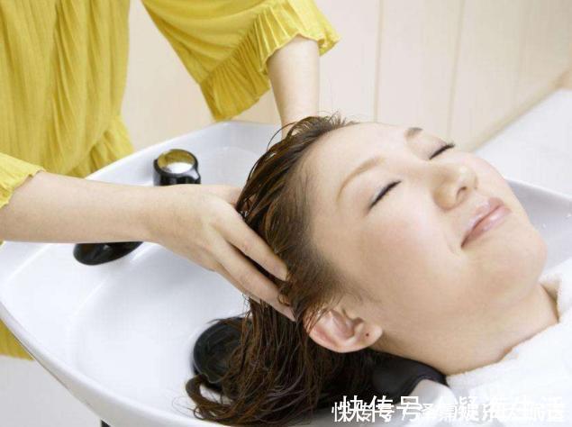 羊驼|坐月子期间,产妇多久可以洗头发洗澡应该怎么洗你可能做错了