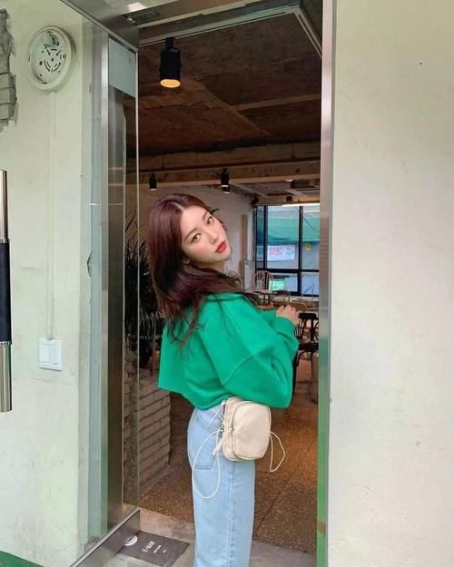 今年流行“上短下长”，时髦炸了，开年最佳搭配套路！！