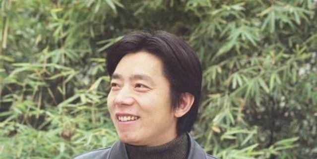 书坛$中书协理事管峻的楷书,自成一体,才是当今书坛里的一股“清流”