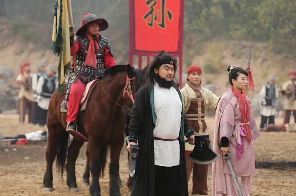 孙二娘$水浒传王英有多厉害只因一绝活,让扈三娘心甘情愿嫁他