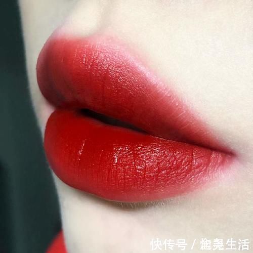 平价 均价一百元内的口红,上色快显色高,平价却不廉价,关键还不挑人