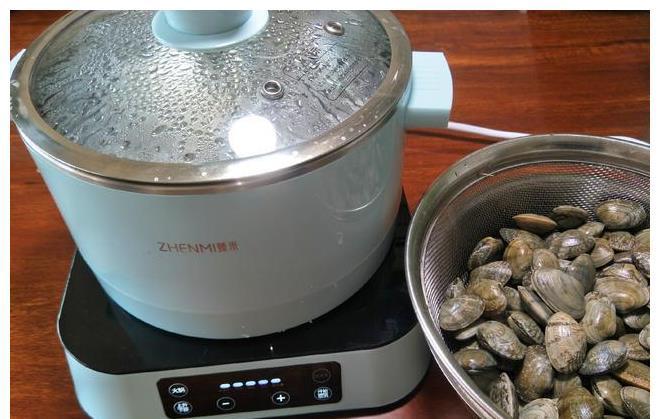 鲜香|煮花甲是冷水下锅还是热水下锅？这样做鲜香无腥味，又嫩又好吃