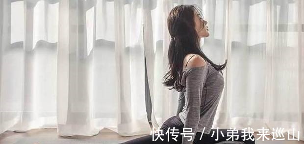 小姐姐 随性甜美的打底裤美女,秀出迷人曲线,尽显完美气质!