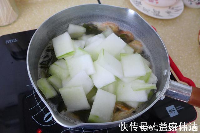 宝宝们|海带和冬瓜一起做,一顿等于慢跑1小时,天天喝,1周瘦6斤