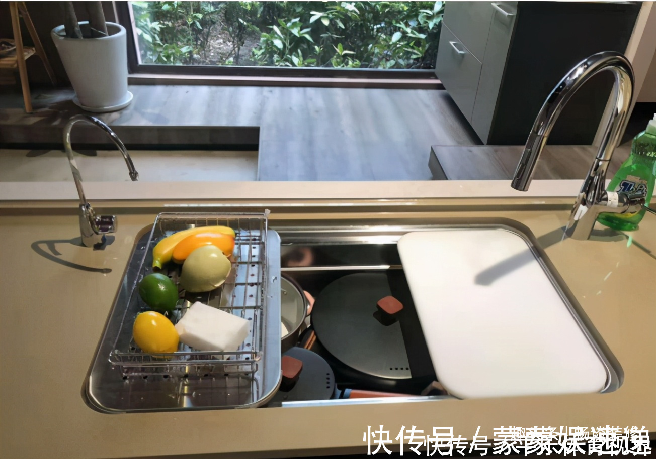 红酒架|7处家居容易花冤枉钱的地方,也是无数中国家庭的通病