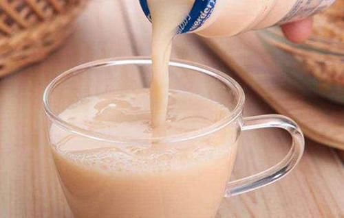 毁掉一个好肾脏,只需要3种错误的喝水方式,医生从不会那样做