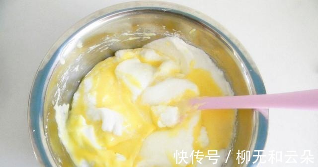 珍藏了几年的方子贡献出来，超级好吃的烫面法戚风蛋糕的做法！