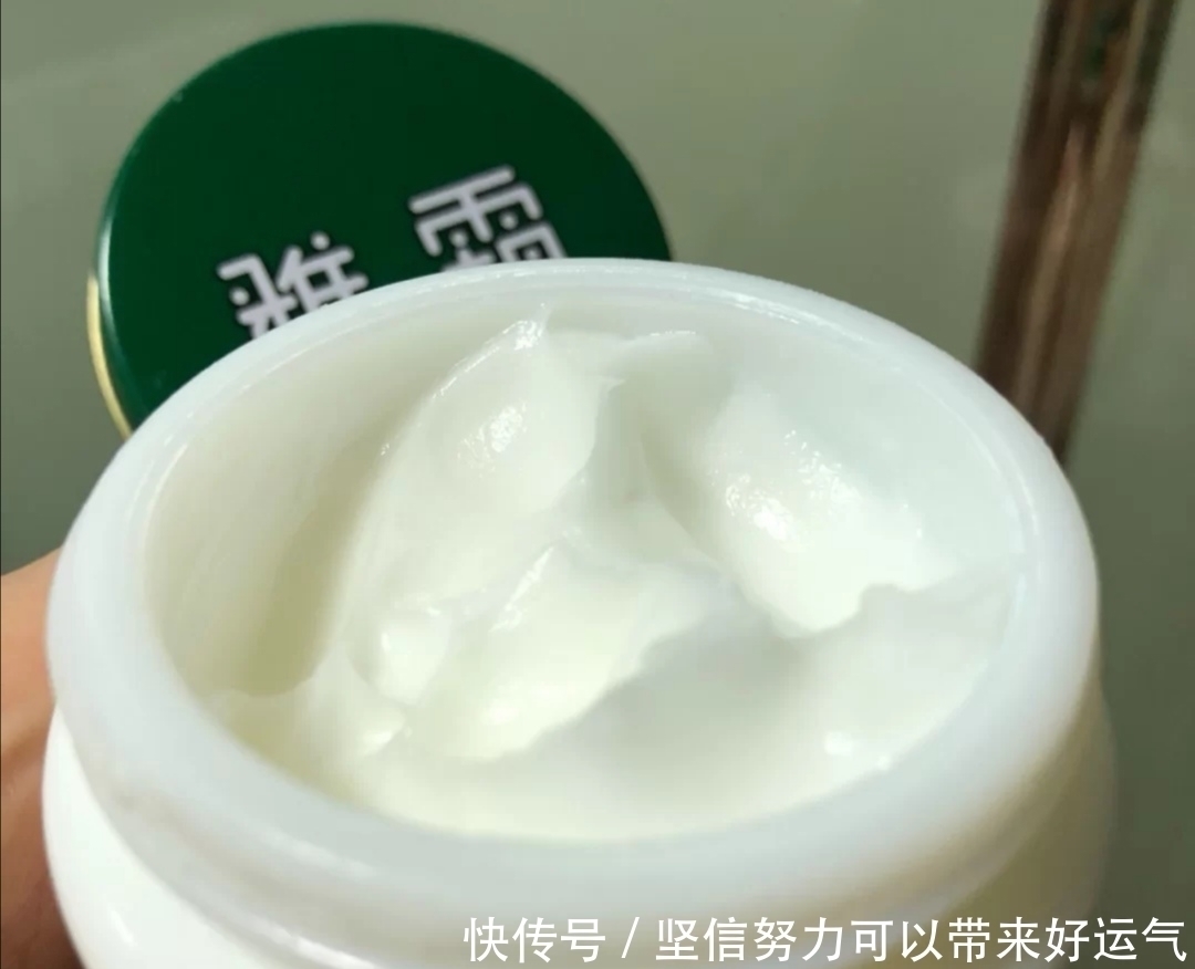 质地|平价护肤品那么多,这4款才是值得入手的,补水保湿效果好