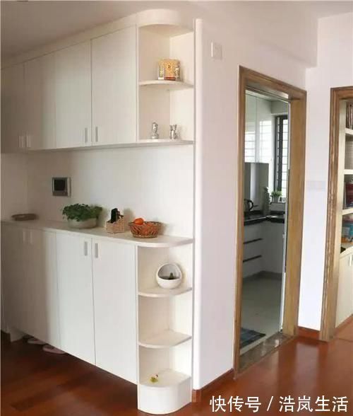 木地板|不顾家人反对我将客厅隔出一个房间,装修完工后一个个被打脸