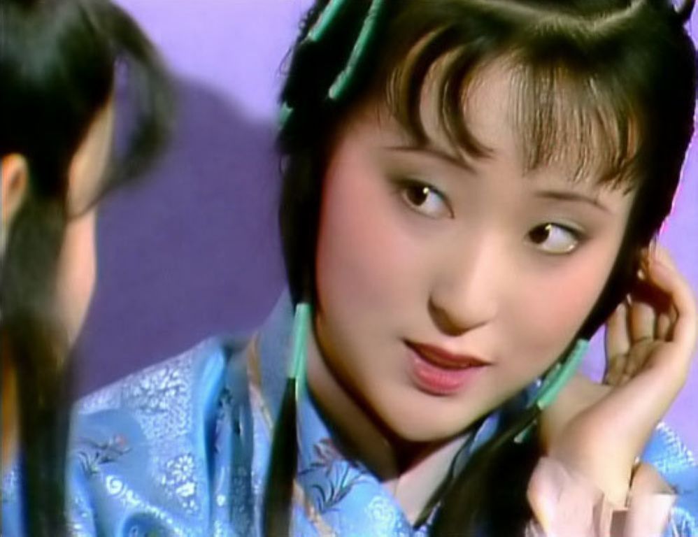 生日!黛玉的生日,为何王夫人记得探春却忘了?平儿的话道出问题的关键