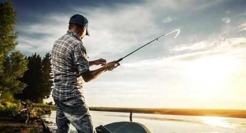 长寿|长寿的男性，生活多半有4个特征，若全都占，那你就偷笑吧