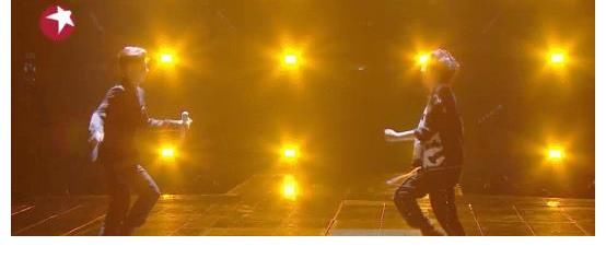 夢醒時分|你可以永遠相信大張偉的舞臺！《夢醒時分》還能這么改？