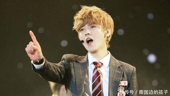 鹿晗 “一鹿彤行”颜值翻车?离开滤镜的关晓彤脸圆,鹿晗合照被嘲沧桑