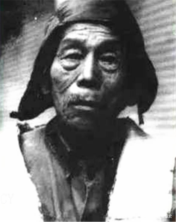 深山|1981年一位盲人在深山称帝,纳了55位妃子,9年都没人质疑