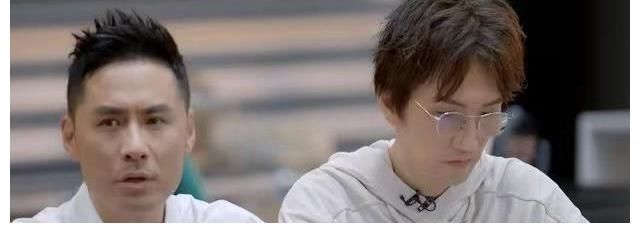 算你狠|《披哥》四公最大遗憾，不是唱错歌词的张淇，而是张晋组这张王牌