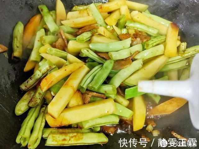 益君|土豆和它是绝配，简单一做，营养美味又下饭，拿肉都不舍得换