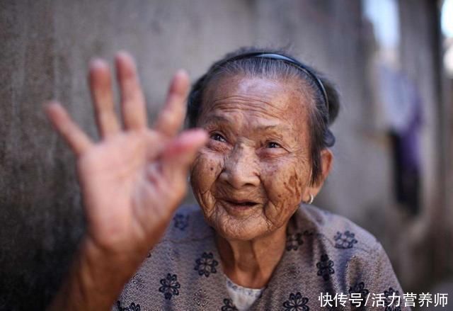 活到多少岁，才能算长寿之人？如果你能够达到人均寿命已经很好了