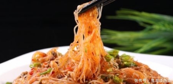 炒粉条,别焯水后直接下锅!教你一招,粉条Q弹顺滑,不粘不坨!
