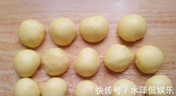 步骤|小面包不要到外面买啦！8个步骤教会你怎么做，完全不输给外面