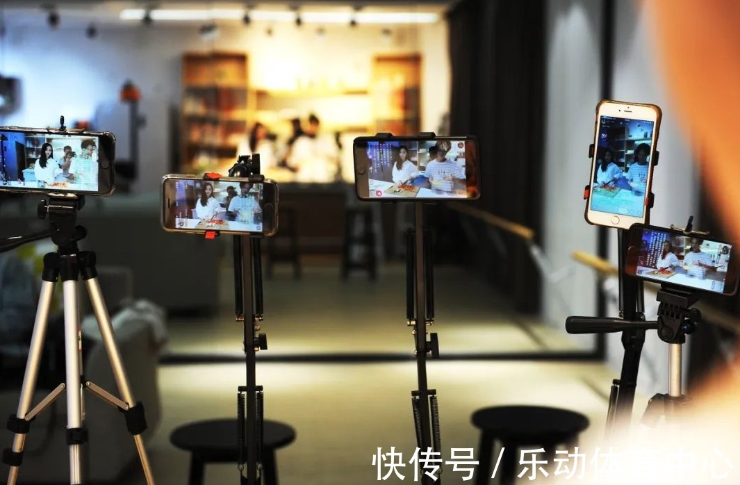 十一黄金周|为销售旺季做铺垫，体育电商“争锋”十一黄金周