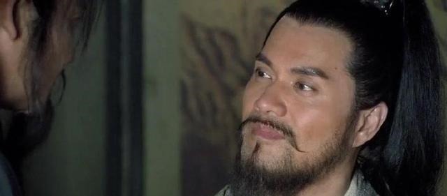 李逵&营救宋江时的一个细节,暴露了晁盖的无能,他最终的出局实非意外