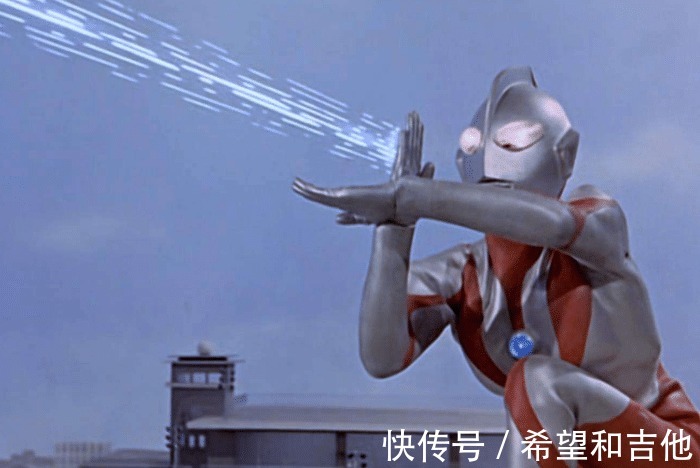 赛文|《奥特曼》冷知识赛文从宇宙人变地球人,初代独有“分身”能力