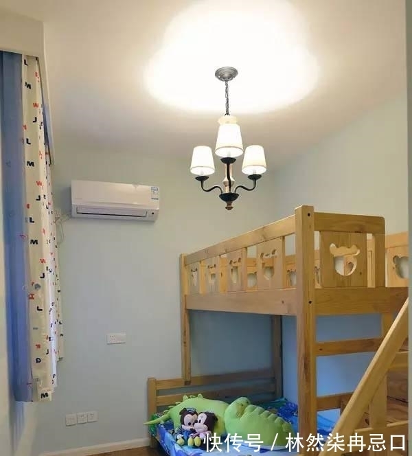 餐厅|90㎡三房,一进门是餐厅,设卡座实用又漂亮!给大家参考一下