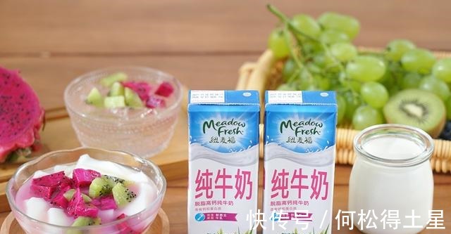 消暑|像果冻一样香甜Q弹的夏季消暑小吃，简单到零失败——牛奶冰粉！