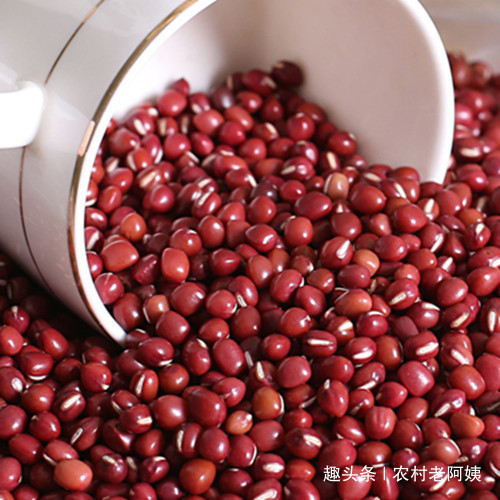 红豆小米粥|红豆和它一起煮，便秘没了，气血足了，雀斑少了，胃也越来越健康