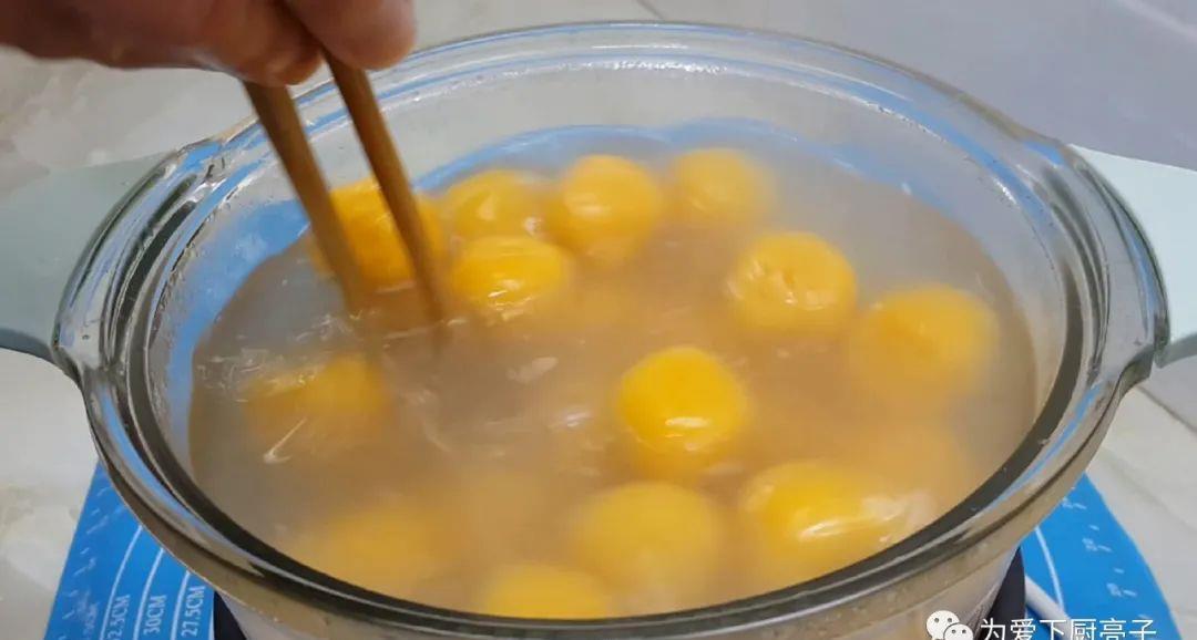 技巧|丸子别只会买着吃了,学会3个小技巧,软糯又香甜,真的越嚼越香