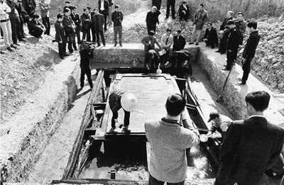 建国后,有考古工作者因墓中的机关而致死致伤的吗?