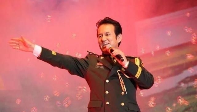 年前|他是著名乌孜别克族歌唱家,41年前写出这首歌,至今听来别具韵味~