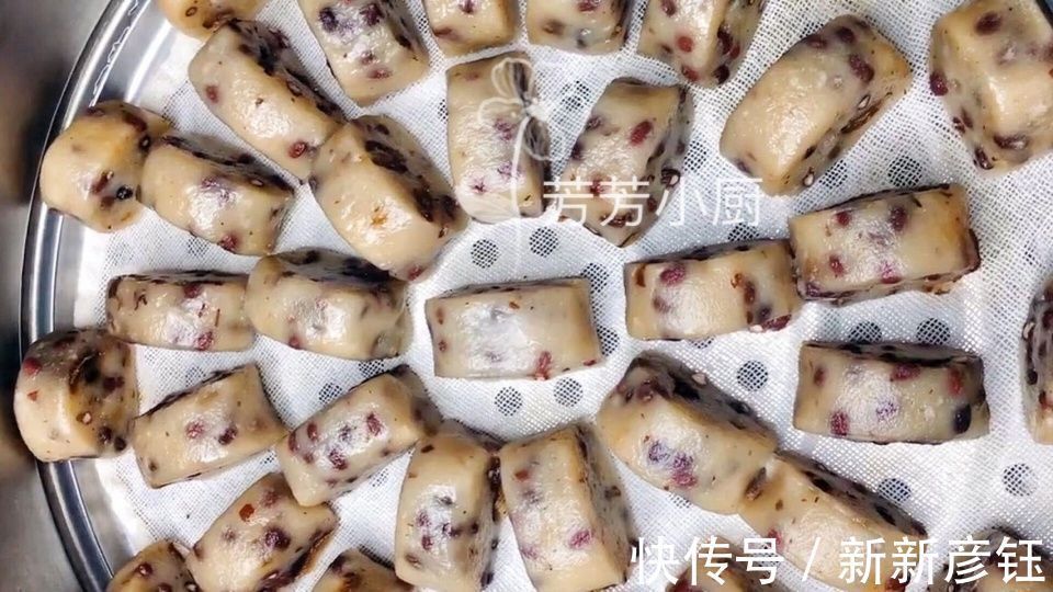 糯米|一碗糯米粉，教你做红豆糯米糕，亲戚来的时候，女人多吃补气补血