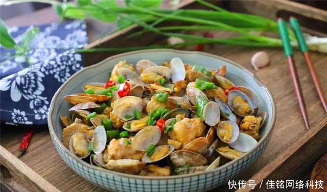 入秋后,这小海鲜最肥美,教你特色做法,鲜嫩入味,下酒又下饭