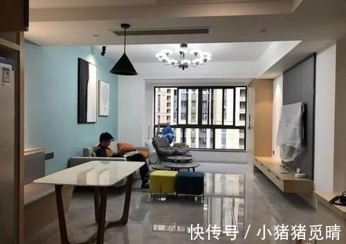 实用|老公在厕所门口打个柜子,超实用,跟卧室一起,能装下“全世界”