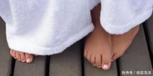 小费|每天“踮脚尖”10分钟,坚持30天后,3个变化或许会让你意外!