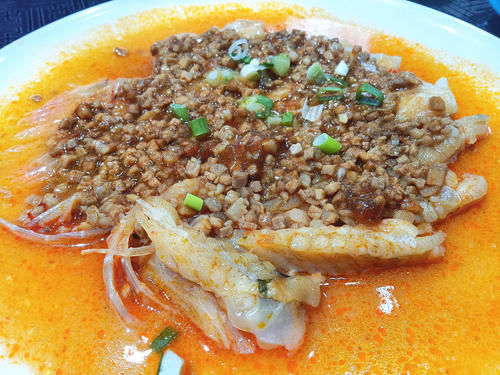 过年家庭聚会，上的全是标准鲁菜，亲戚：1880这一桌值了