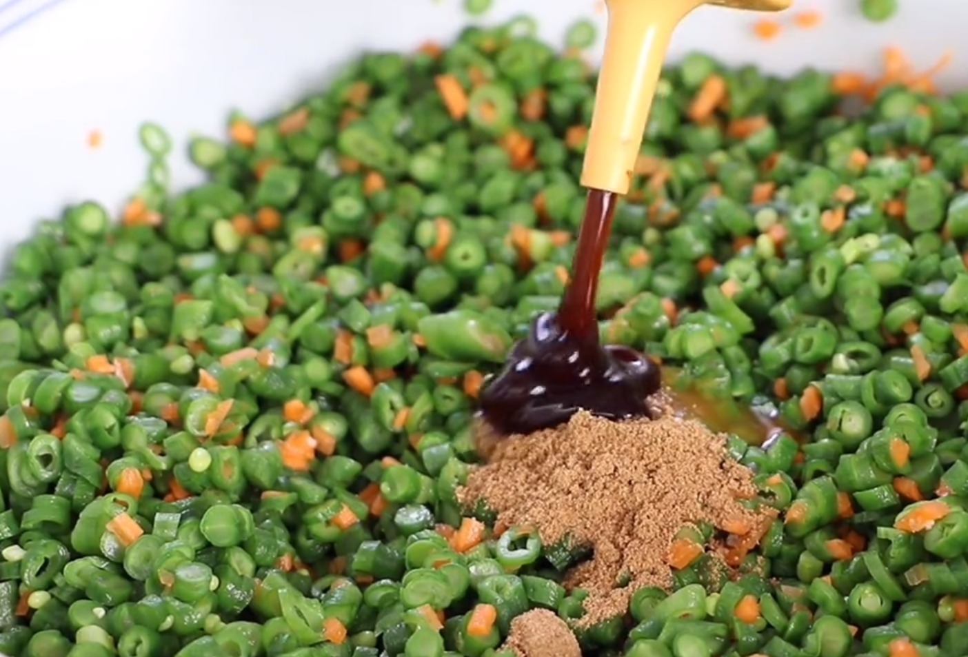 豆角学会这样做，好吃到你不想放筷子，鲜嫩营养，越嚼越想吃