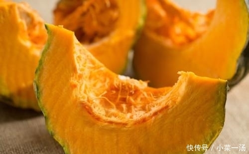 “痛风”的人宜吃三种瓜，每一种都是“排尿酸高手”，你吃过几种