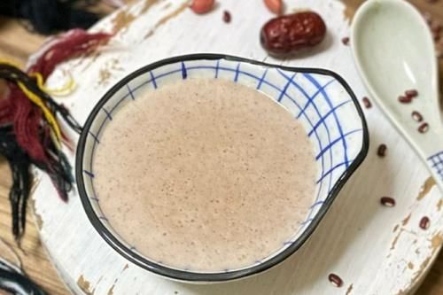 米糊|它是便秘者的“福星”,肠道不通顺,每天喝2碗它排空肠道,管用