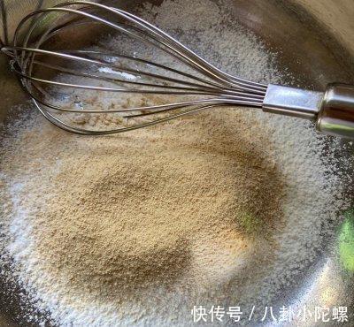 倒回蛋白|黄豆粉纸杯蛋糕最经典的做法，简单易学好上手