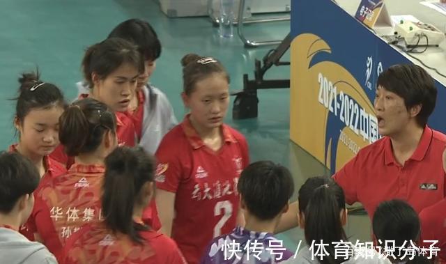 江苏女排|攻防慢热后发制人，江苏女排完胜云南，吴梦洁起伏不定