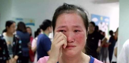 治疗|男孩染病4年皮肤成“豹纹”，治疗费超200万，向父母央求：割了吧