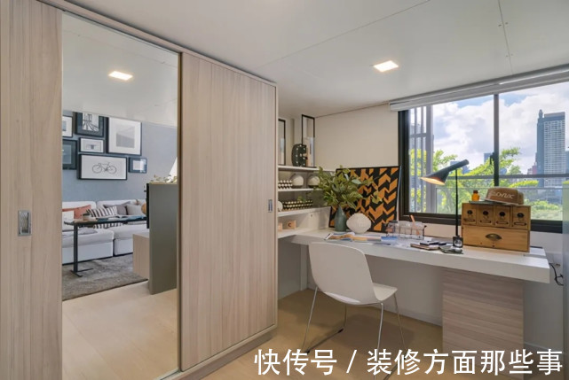 浅色调|30平简约风公寓设计, ?? 一进门几乎能看到房子的全景