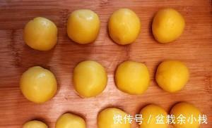 家庭早餐菜谱,奶黄包,简单美味营养,一道不错的甜点,适合夏天