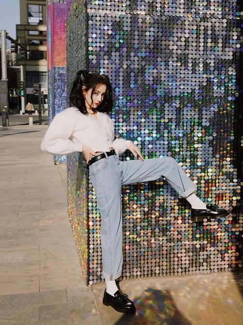 早春第一双鞋，不妨试试“懒人鞋”，舒服又时髦，难怪越来越火