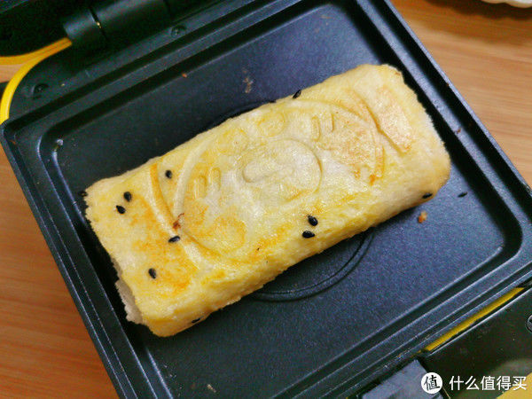 孩子迷上这早餐,一卷一煎5分钟搞定,不用早起床,我特乐意做
