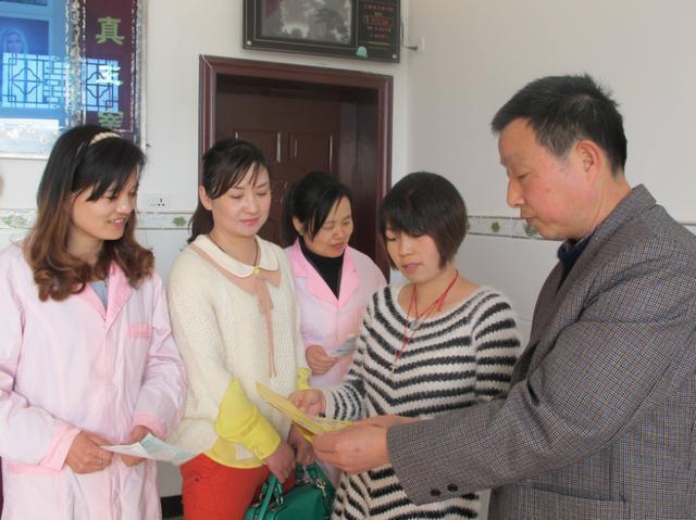 二胎|“儿子,爸妈年纪大了”,3岁弟弟交给你了,儿子回答令妈妈大哭